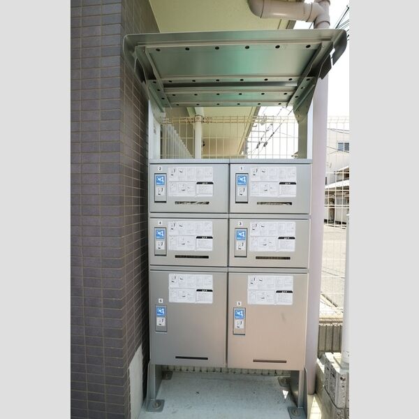 現地周辺 (宅配ボックス)