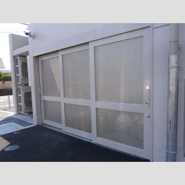 現地周辺 (ゴミ置場)