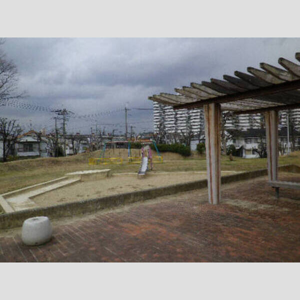 現地周辺 (公園)