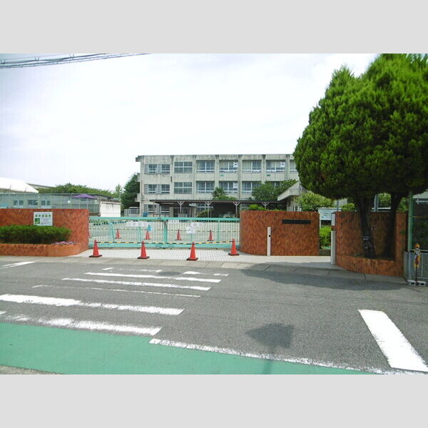 現地周辺 (堺市立土師小学校)
