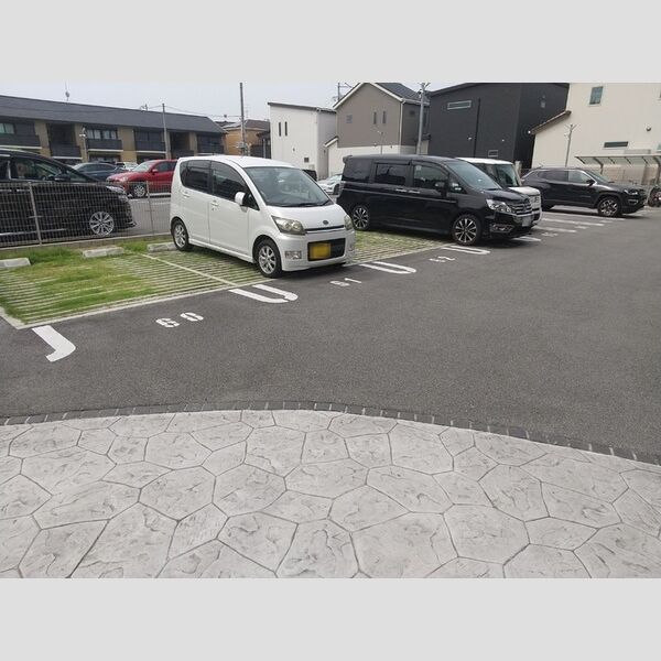 駐車場 (駐車場)