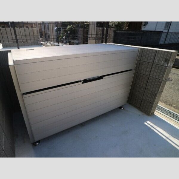 現地周辺 (ゴミ置き場)