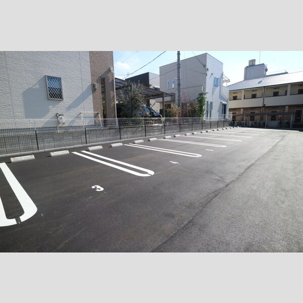 駐車場 (駐車場)