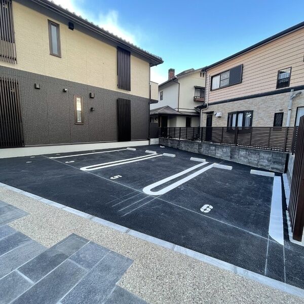 駐車場 (駐車場)