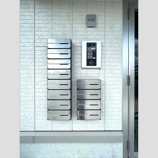 現地周辺 (オートロック完備で防犯面も安心♪)