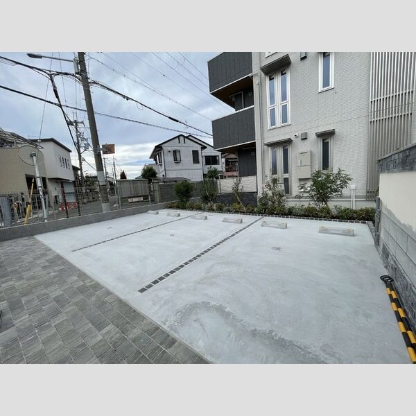 駐車場 (駐車場)