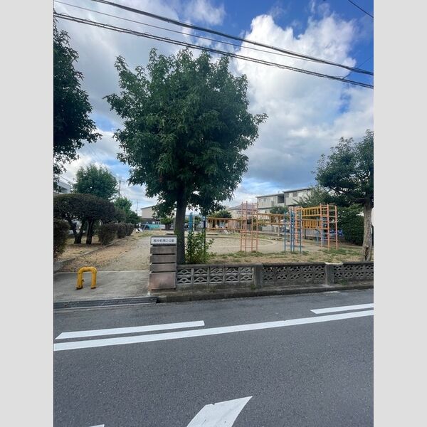 現地周辺 (鳳中町第二公園(290m))