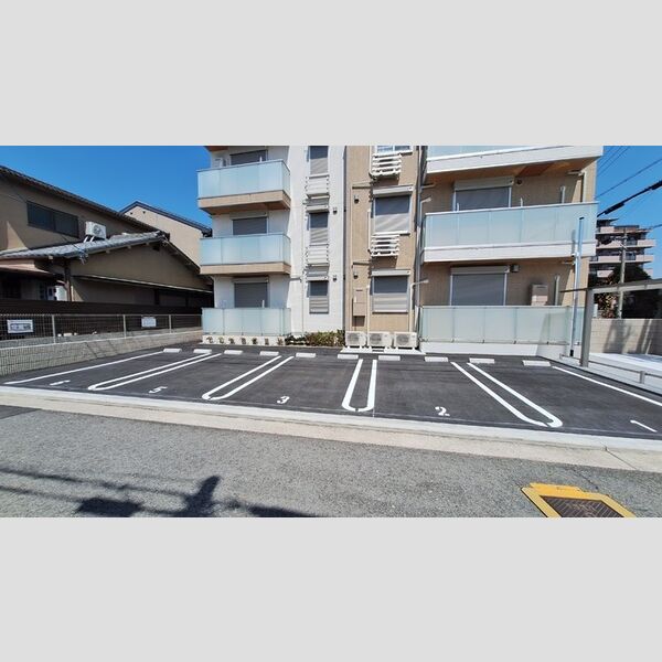 駐車場 (駐車場)