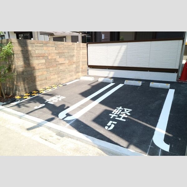 駐車場 (駐車場)