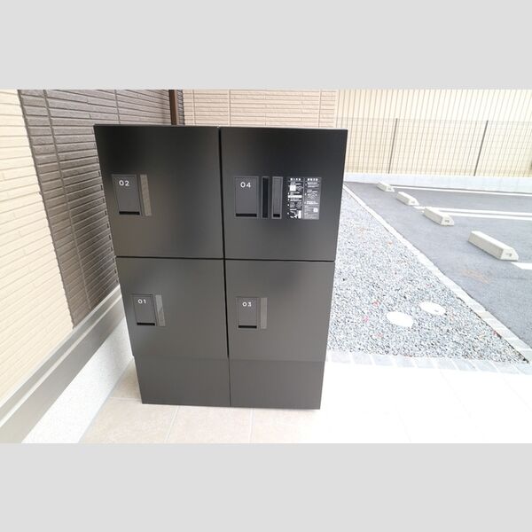 現地周辺 (宅配ボックス)