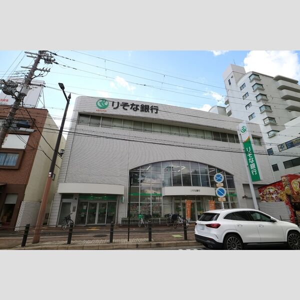 現地周辺 (りそな銀行金岡支店)
