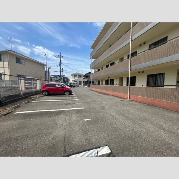 駐車場 (駐車場)