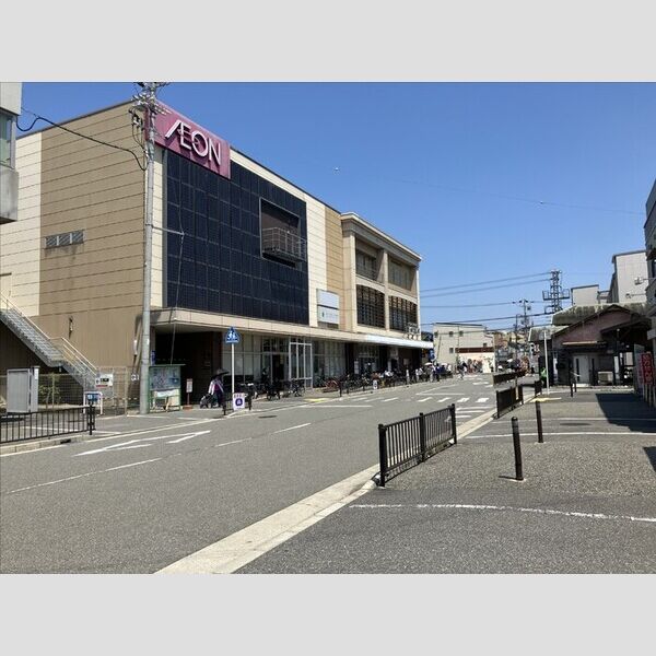 現地周辺 (イオンタウン諏訪森店)