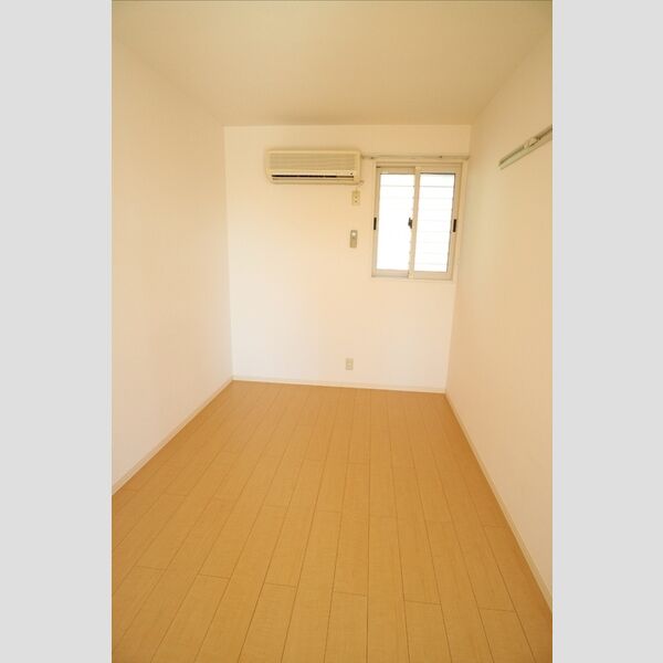 その他 (洋室5帖)