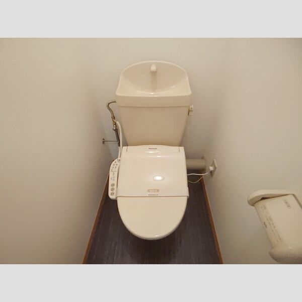 トイレ (温水洗浄便座)