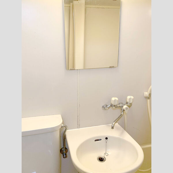 洗面所 (洗面台)