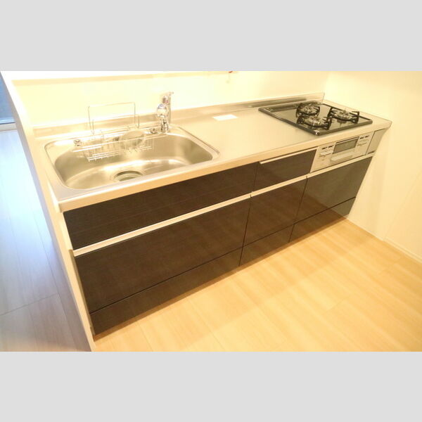 キッチン (対面システムキッチン)