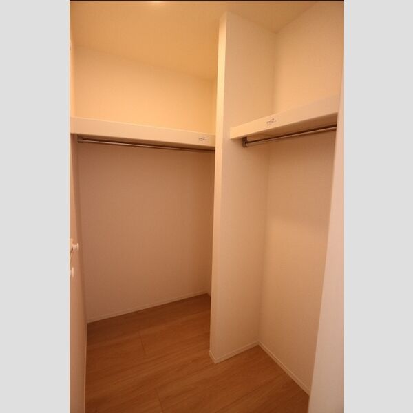 収納 (ウォークインクローゼット)