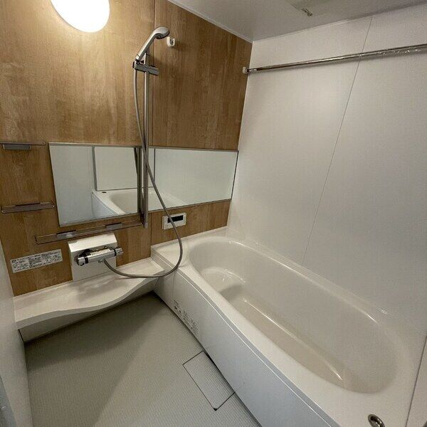 バス (バスルーム)