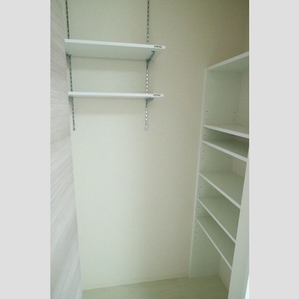収納 (クローゼット)