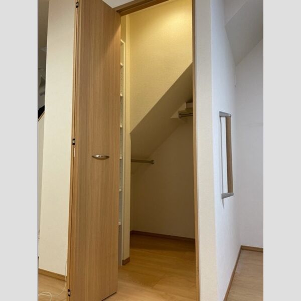 その他 (1F収納)