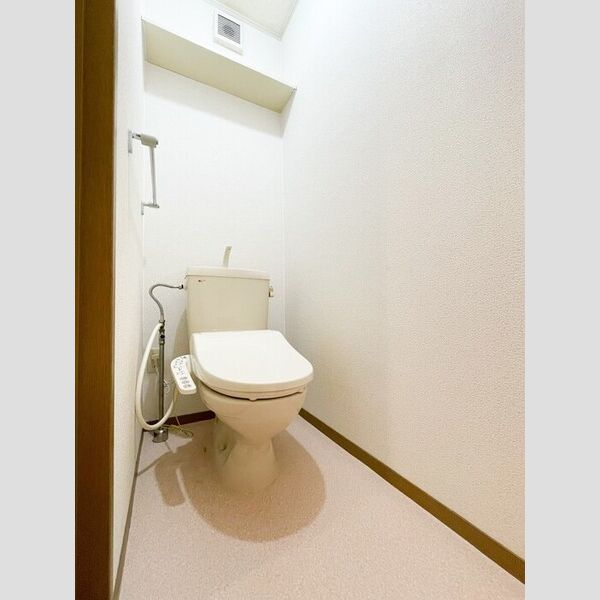 トイレ (温水洗浄暖房便座)
