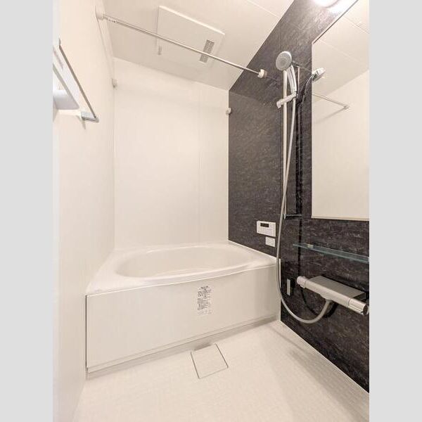 バス (浴室乾燥機付きバスルーム)