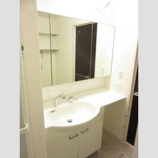 洗面所 (洗髪洗面化粧台♪(2014.9.19撮影))