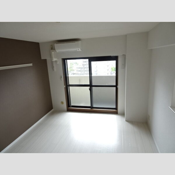 居室・リビング (洋室9.4帖)