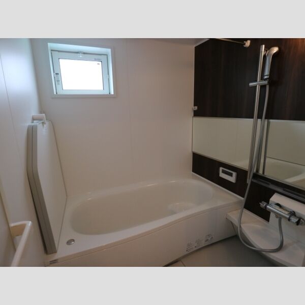 バス (浴室乾燥機付きバスルーム)