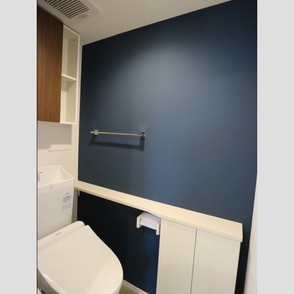 トイレ (温水洗浄便座)