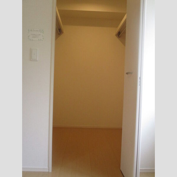 収納 (ウォークインクローゼット)