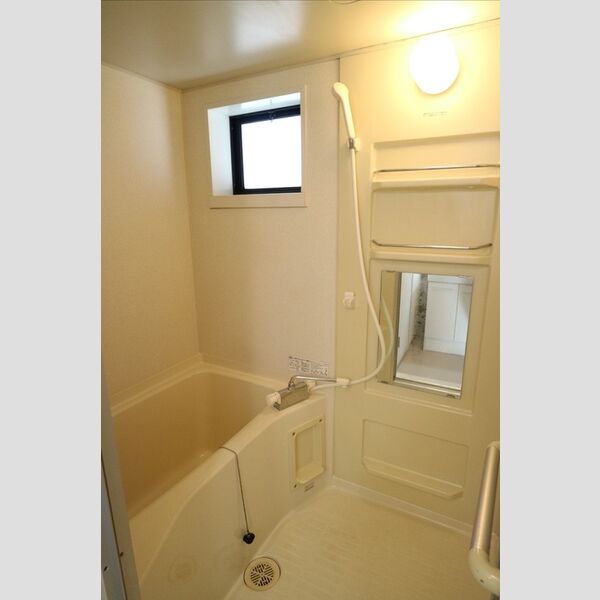 バス (バスルーム)