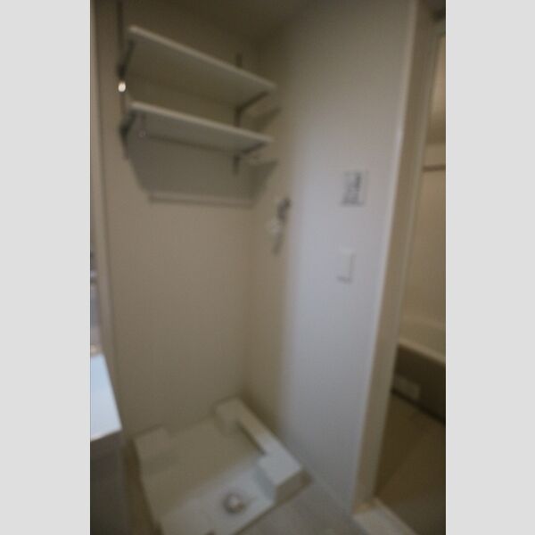 その他設備 (室内洗濯機置き場)