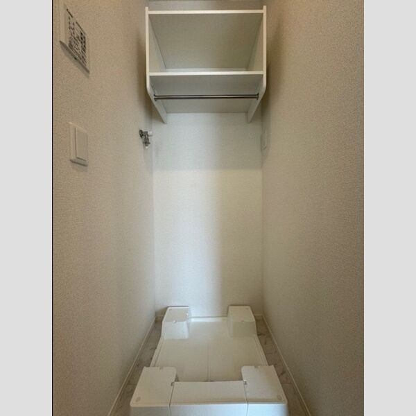 その他設備 (室内洗濯機置き場)