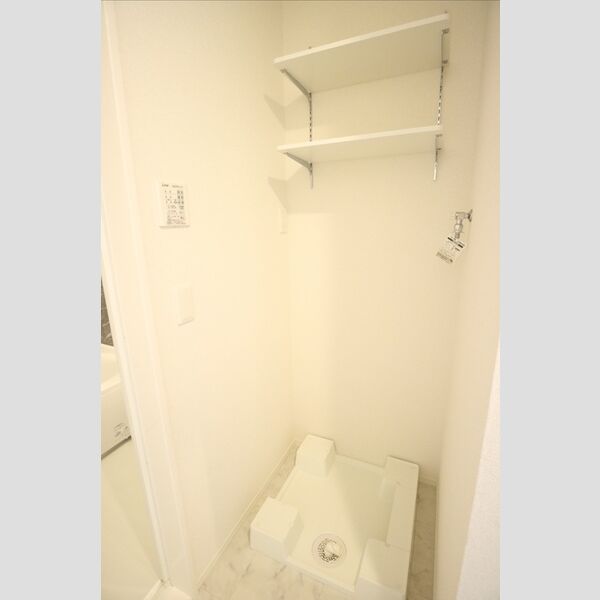 その他設備 (室内洗濯機置き場)