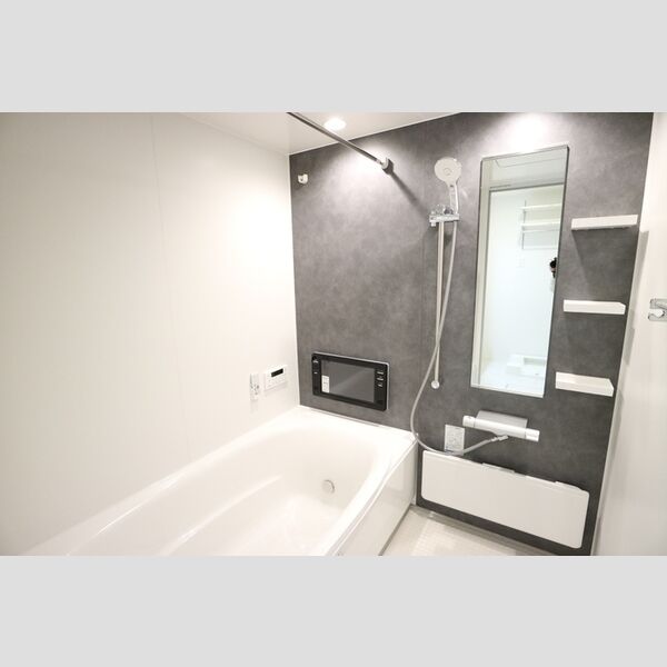 バス (浴室乾燥機付きバスルーム)