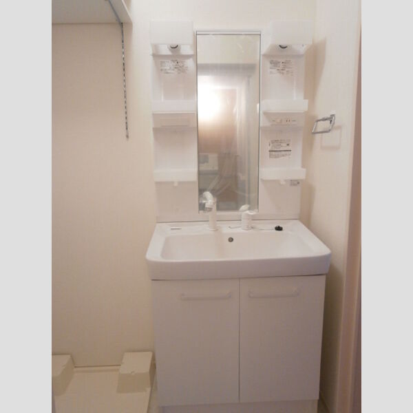 洗面所 (洗髪洗面化粧台)