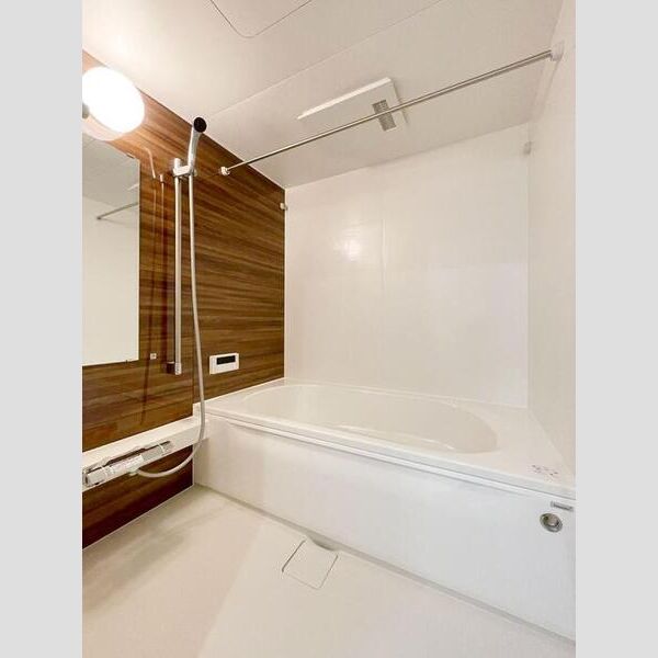 バス (浴室乾燥機付きバスルーム)