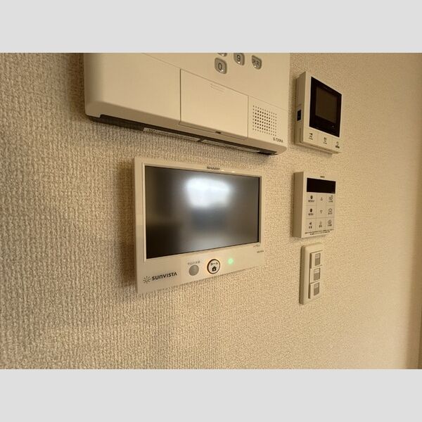 居室・リビング (太陽光発電リモコン)