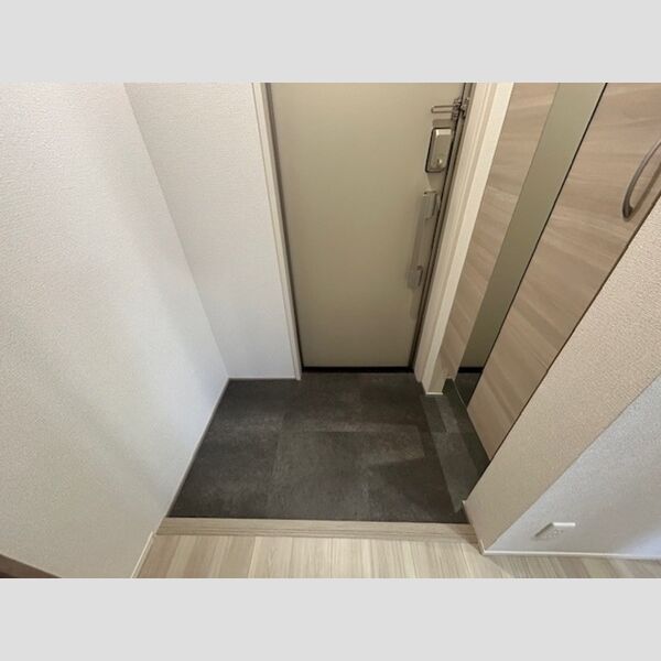 玄関 (玄関)