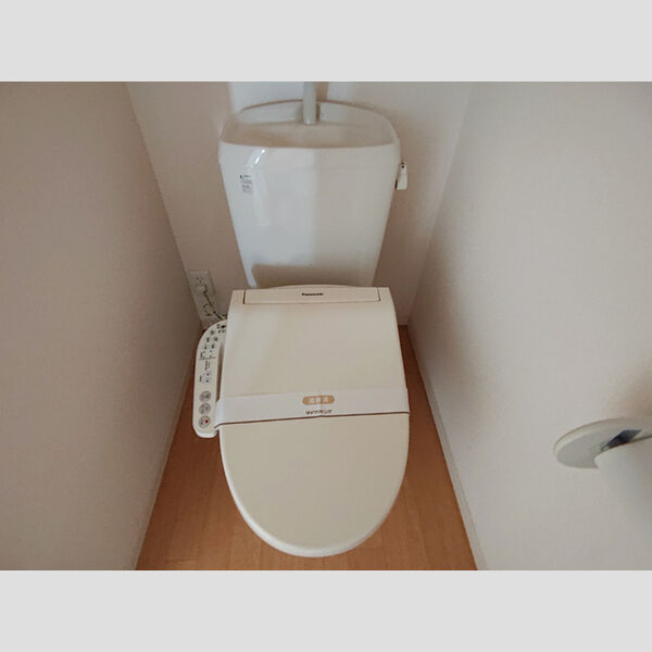 トイレ (温水洗浄便座)
