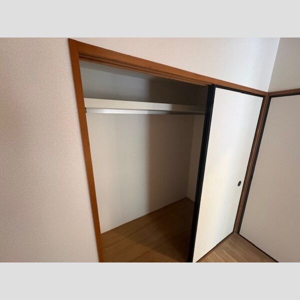 収納 (クローゼット)