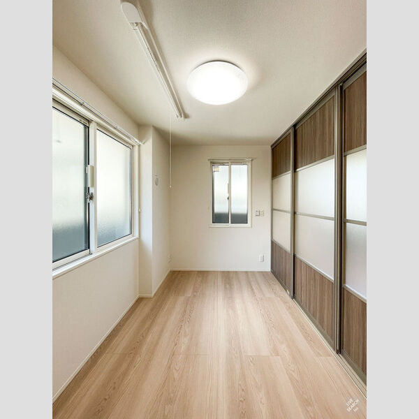 その他 (洋室①(西側))