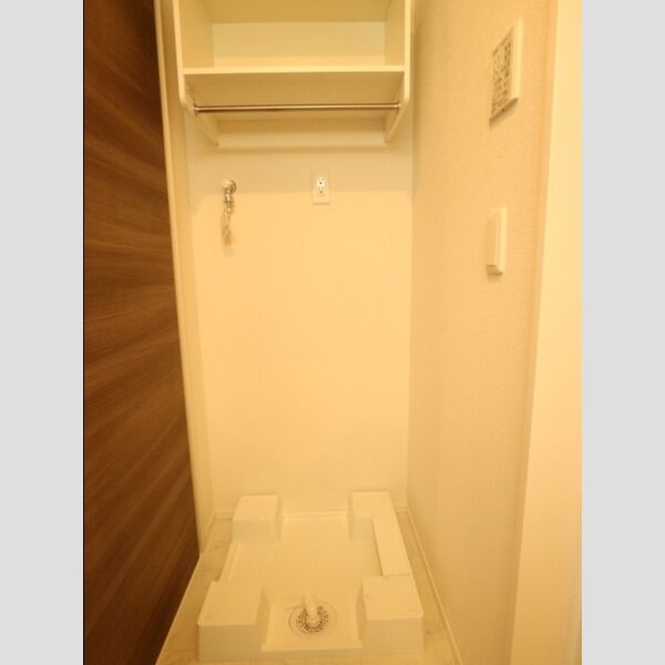 その他設備 (室内洗濯機置き場)