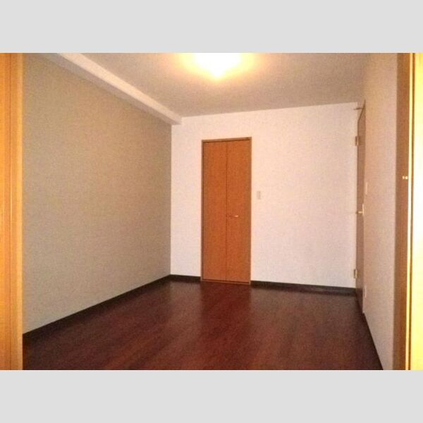 その他 (6帖洋室//クローゼット★)