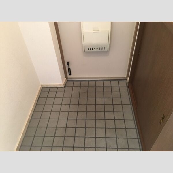 玄関 (玄関)