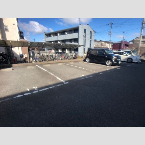 駐車場 (駐車場)