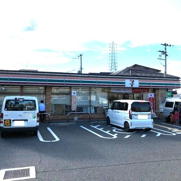 現地周辺 (セブンイレブン岸和田下松町店(588m))