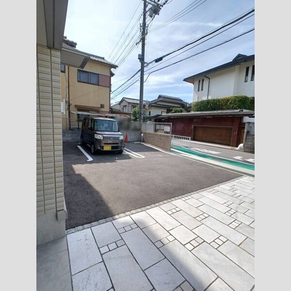 駐車場 (駐車場)